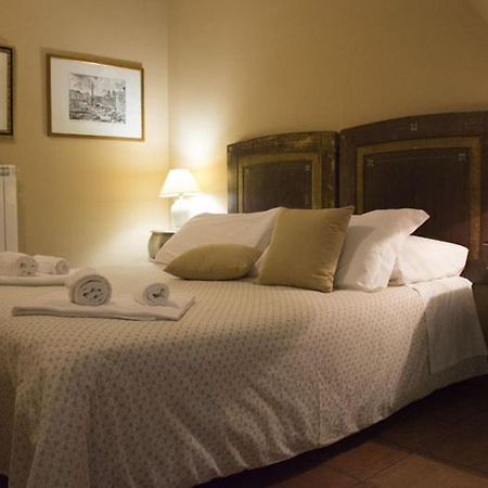 Agriturismo Scuderie Della Contea Sutri Kültér fotó