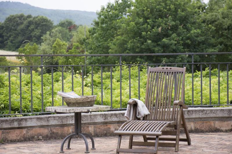 Agriturismo Scuderie Della Contea Sutri Kültér fotó